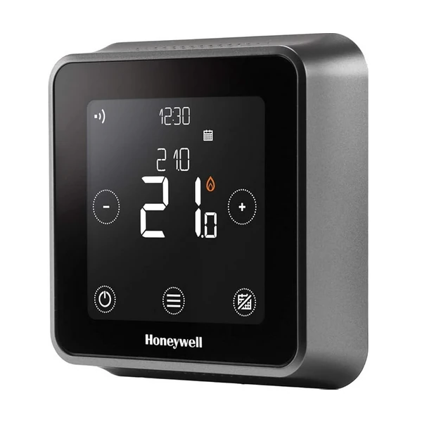 Termostato Honeywell Lyric T6 montato su parete con display touchscreen acceso